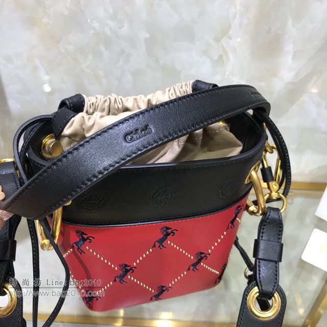 Chloe女包 克洛伊經典小馬刺繡鉚釘系列拼色水桶包 Chole手提肩背斜挎包  jjh1310